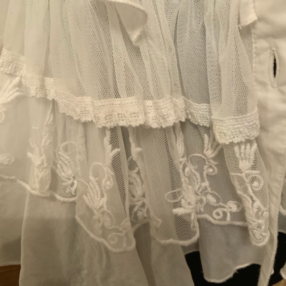 French Connection Loviest Light White Top Small - Picture 11 of 16